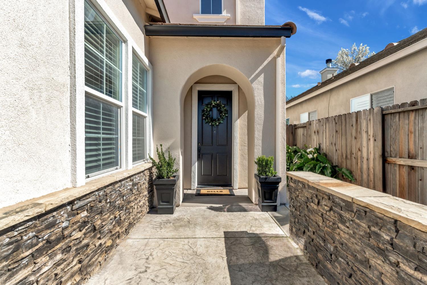 9700 Glacier Creek Way