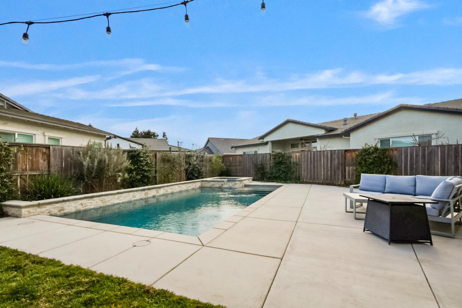 2513 Feathermint Lane