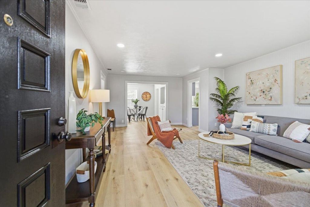 Photo of 7560 Baird Way, Citrus Heights, CA 95610 (MLS # 226017848)