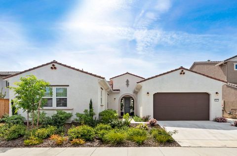 5017 Envy Street Roseville CA 95747