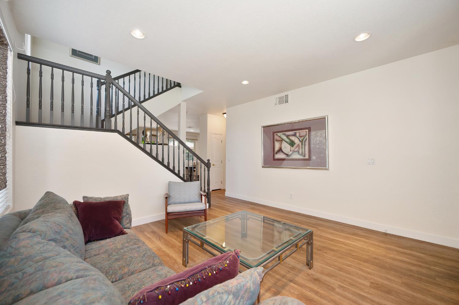 9584 Windrose Lane