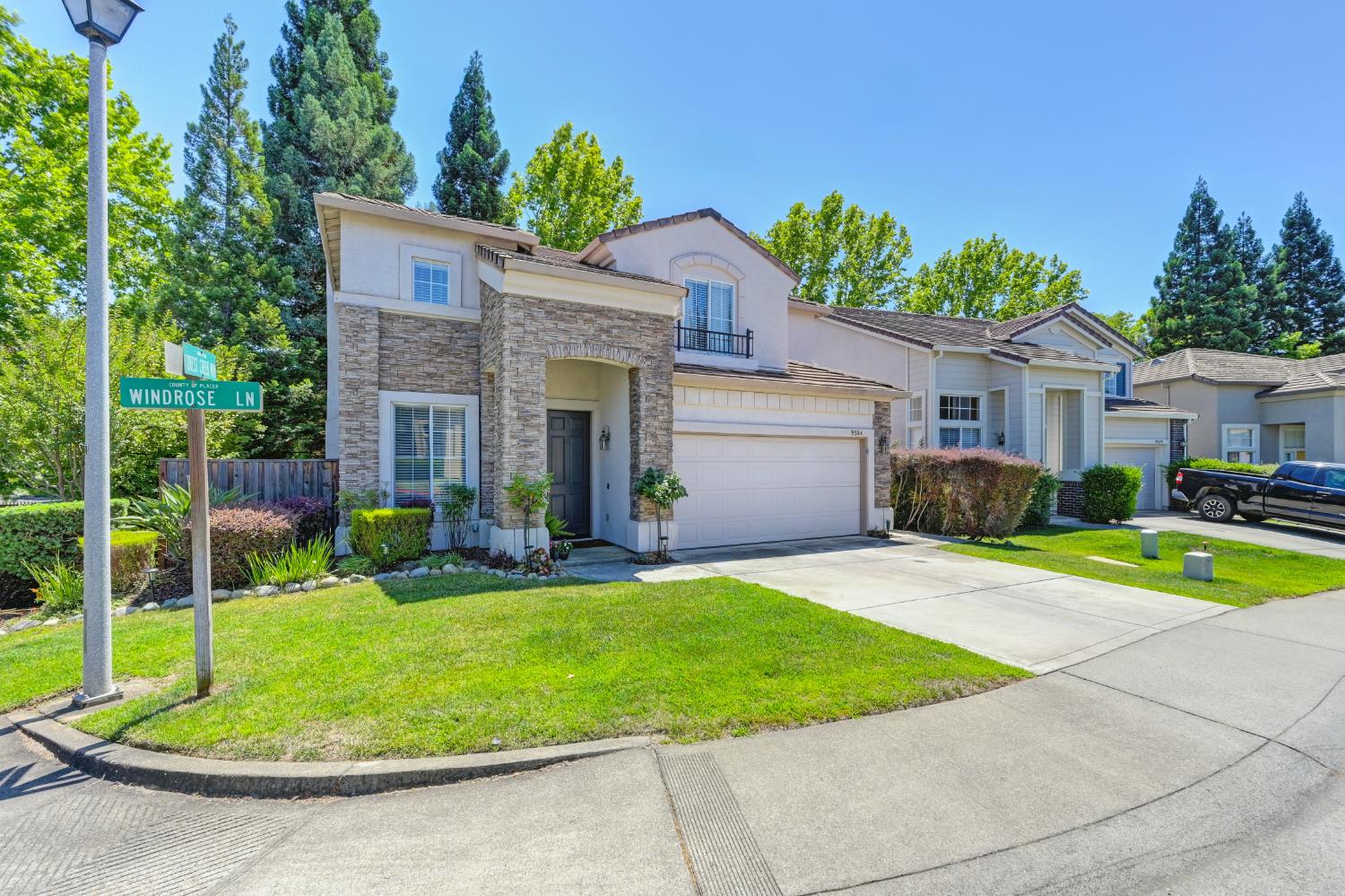 9584 Windrose Lane