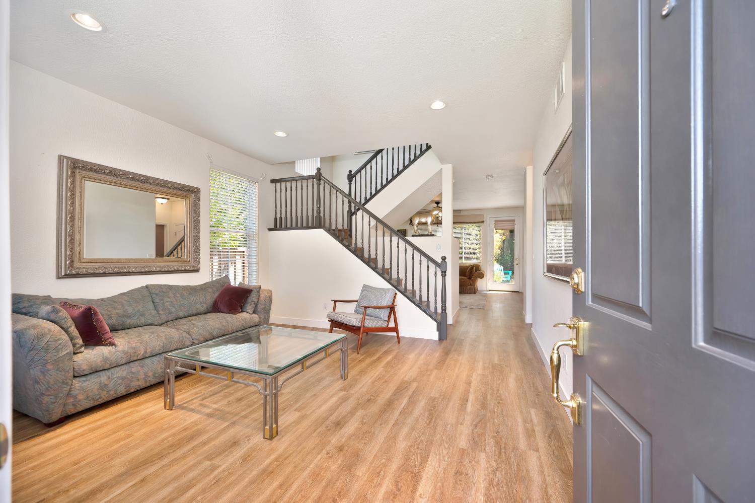 9584 Windrose Lane