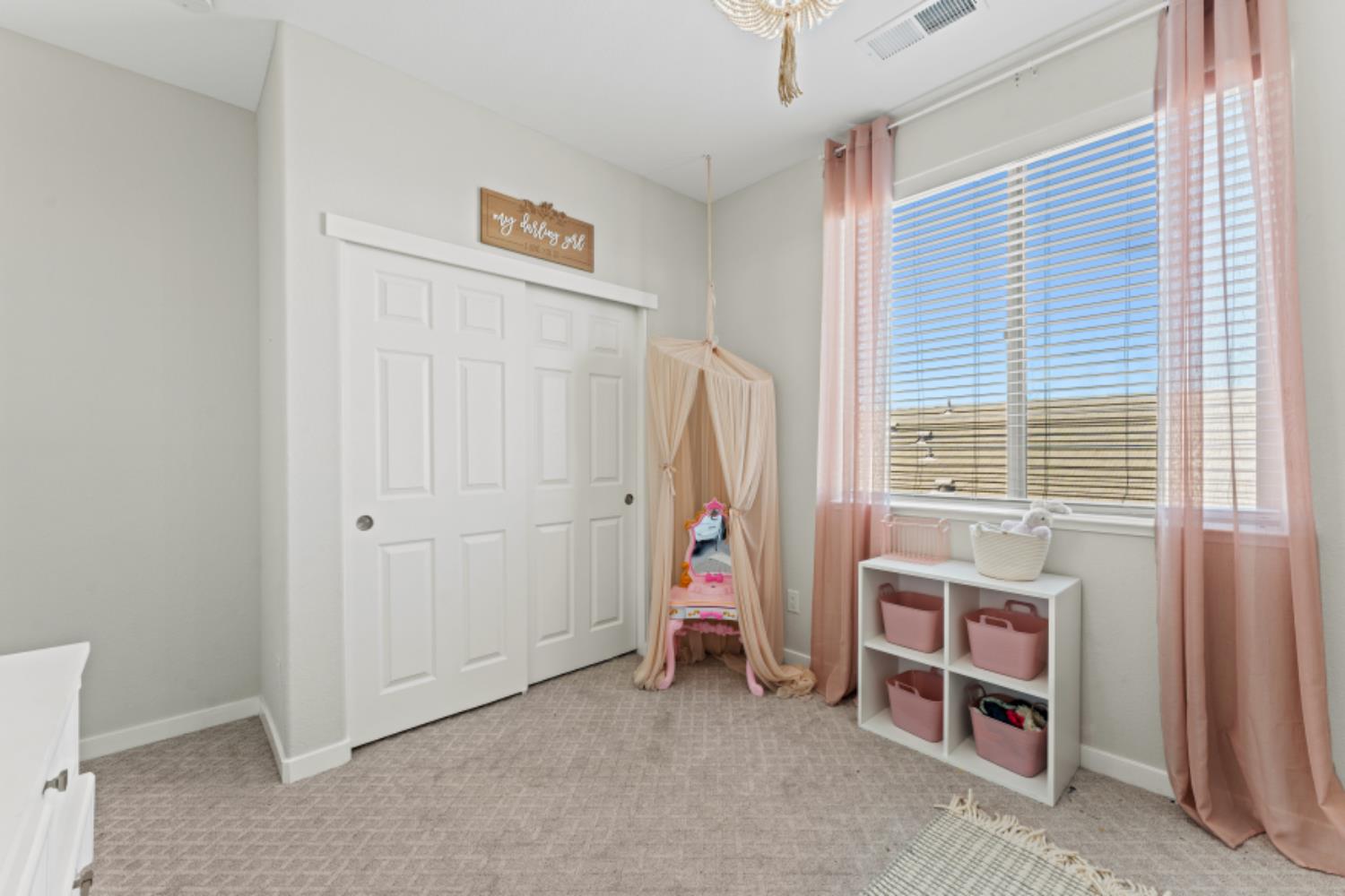 187 Le Bourget Circle