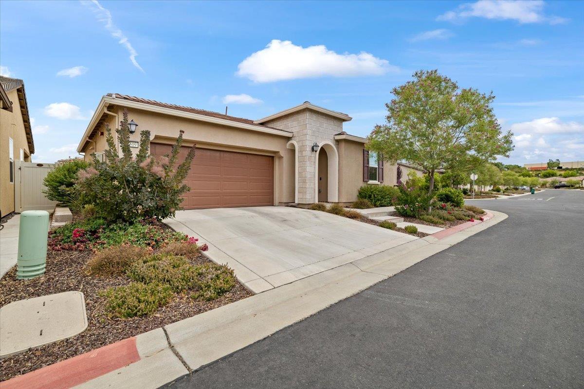 6509 Primavera Lane
