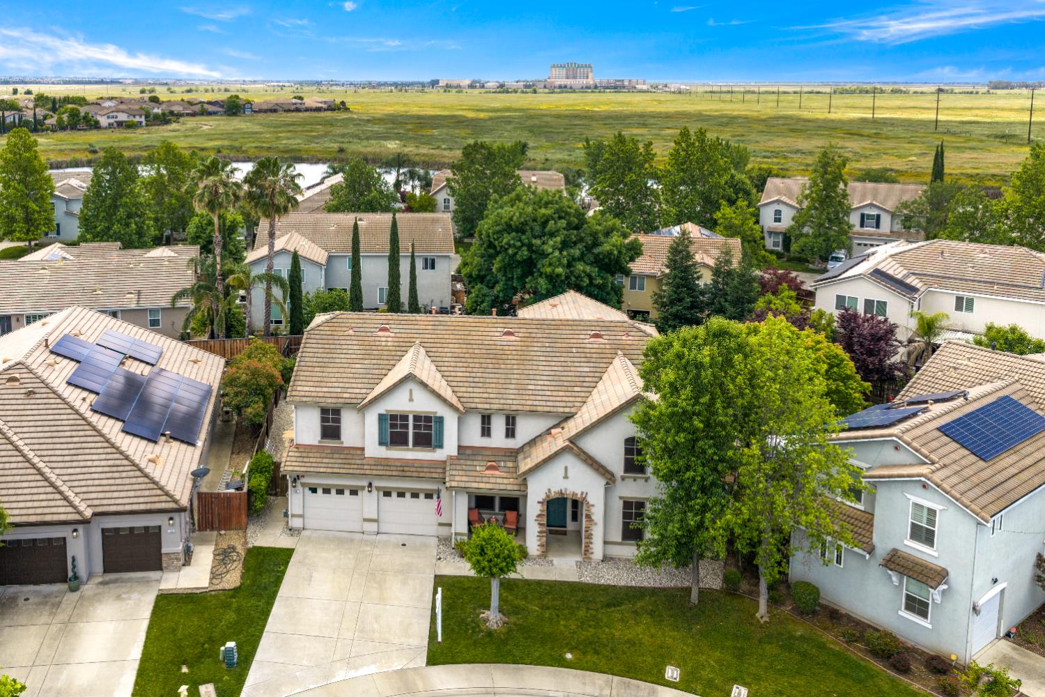 1198 Davmore Lane