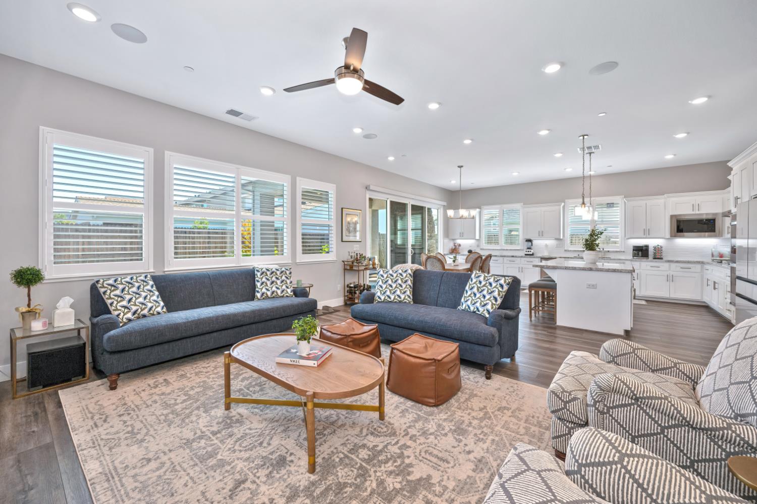1176 Wadsworth Circle