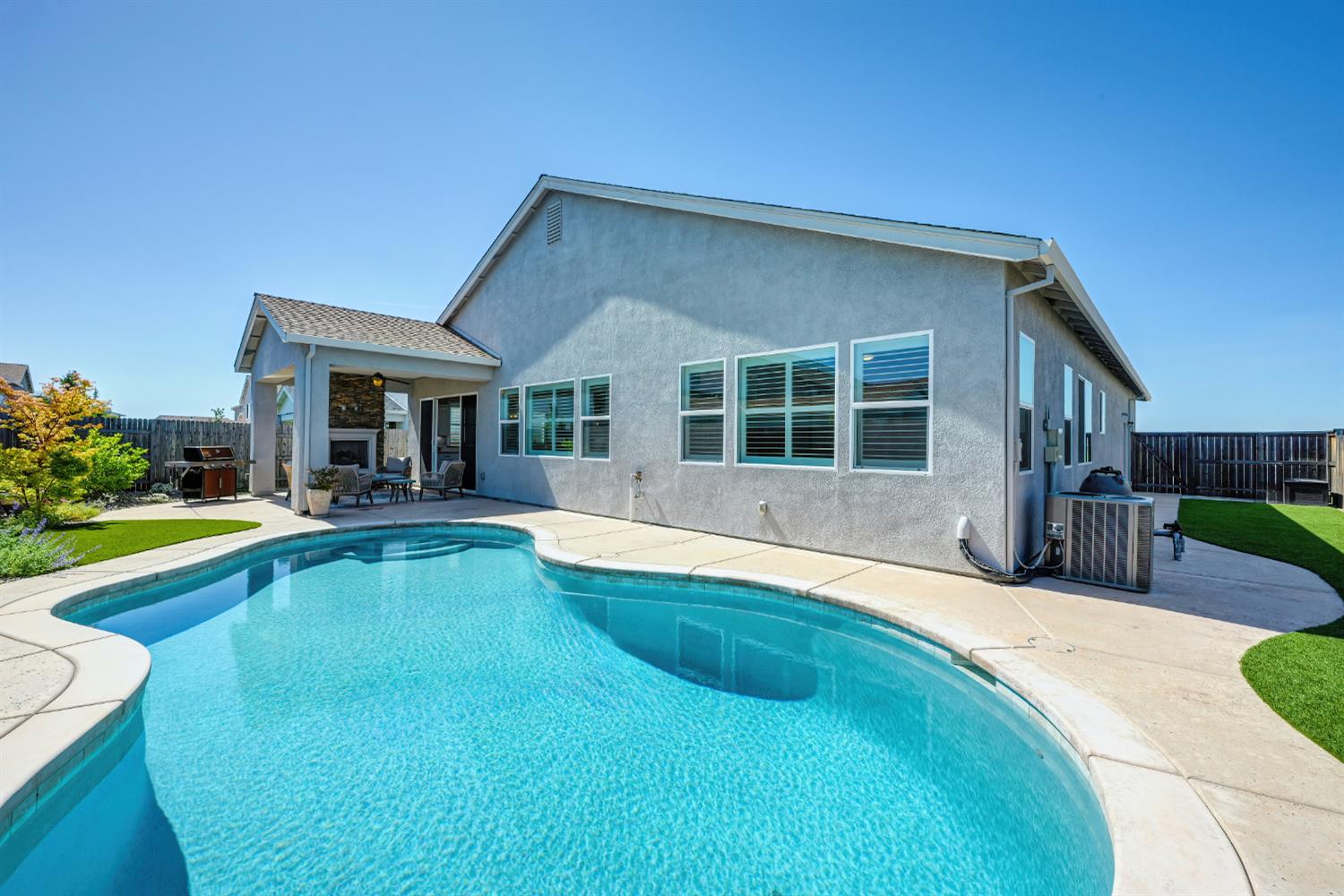 1176 Wadsworth Circle