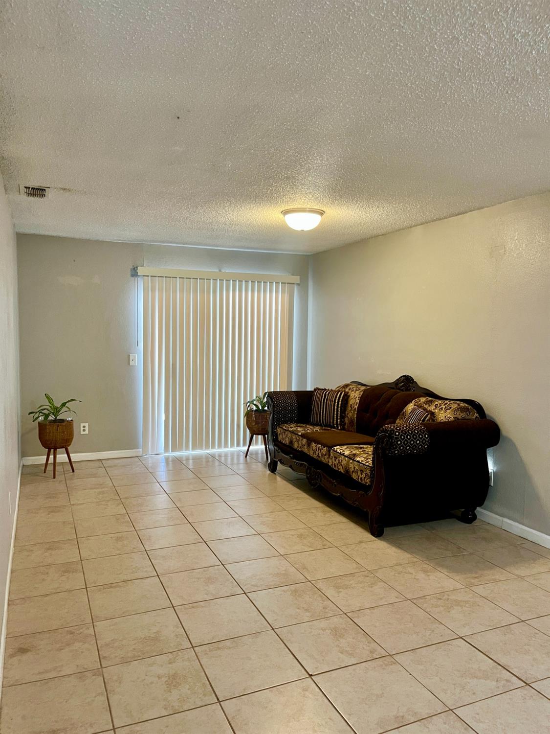 8217 Center Parkway
