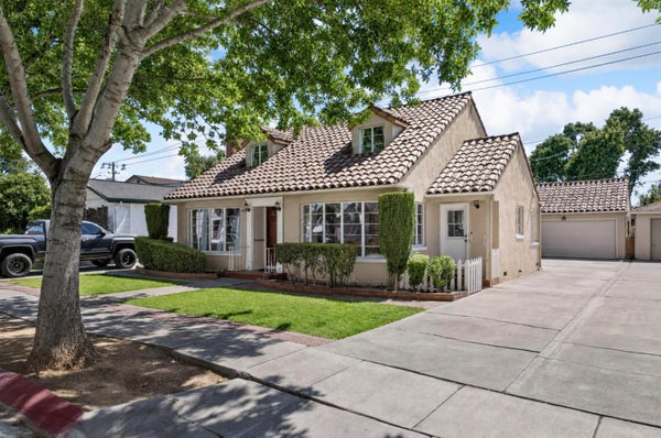 224 BERVERDOR AVE, TRACY, CA 95376 - Image 5ceef0f9e02fa27c64652faced65f60d/4078519814