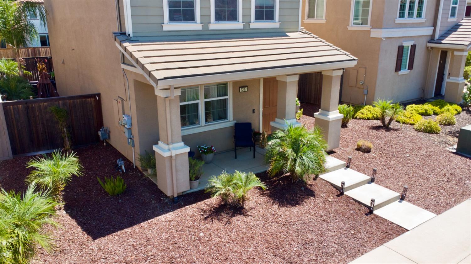 3247 Foxton Way