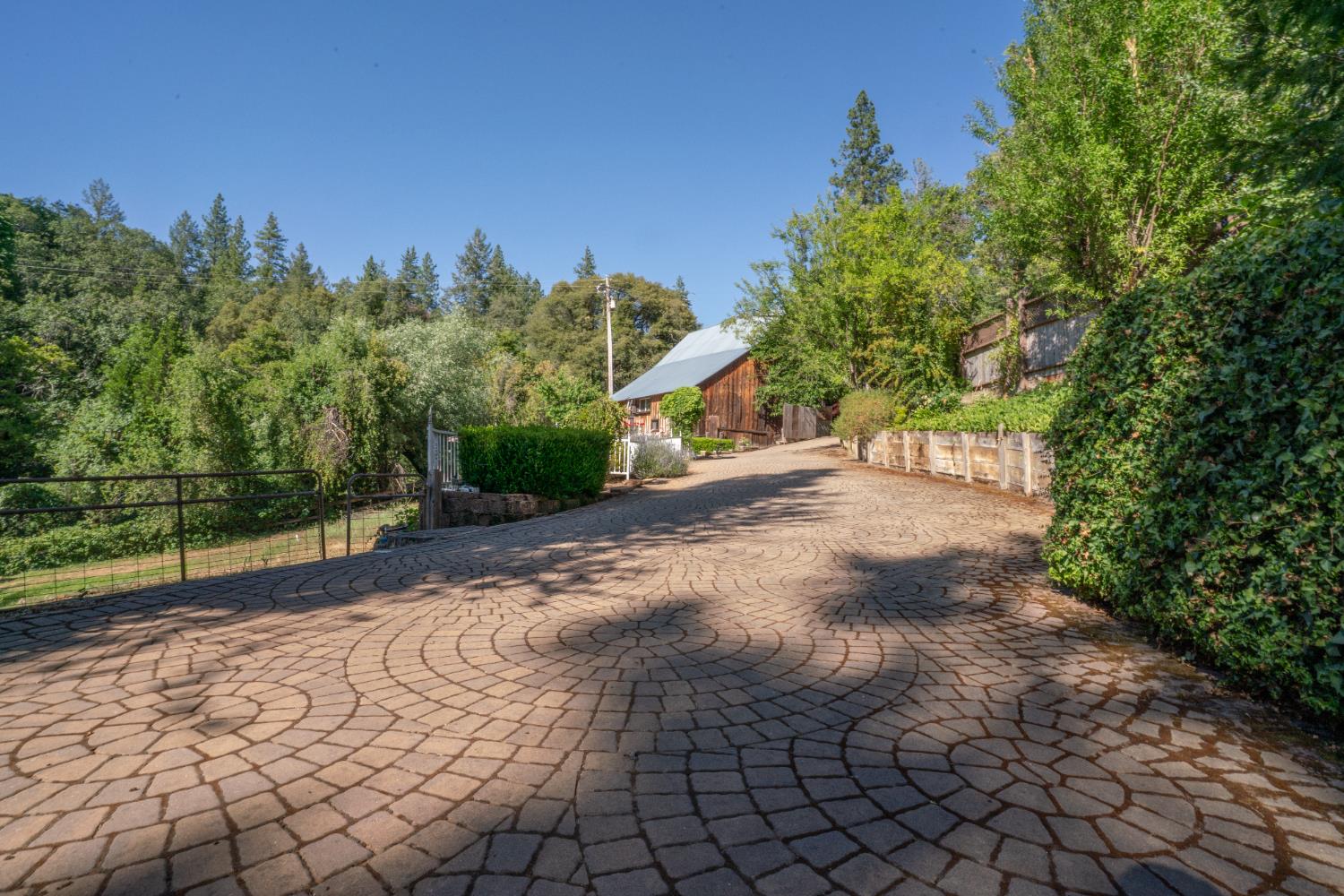 5260 Mckeon Ponderosa Way