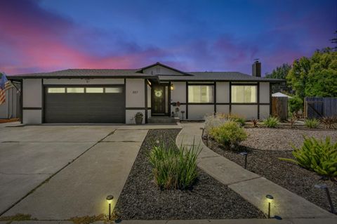 MLS: 225100707