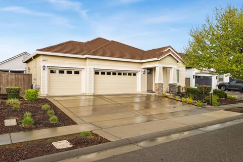 3041 Oak Trail Way, Roseville, CA 95747 - MLS#: 225041453