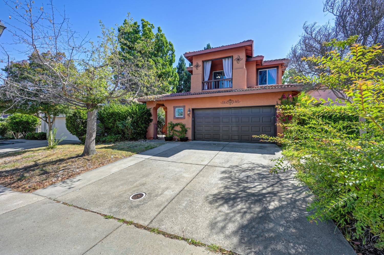 2701 Catalina Drive