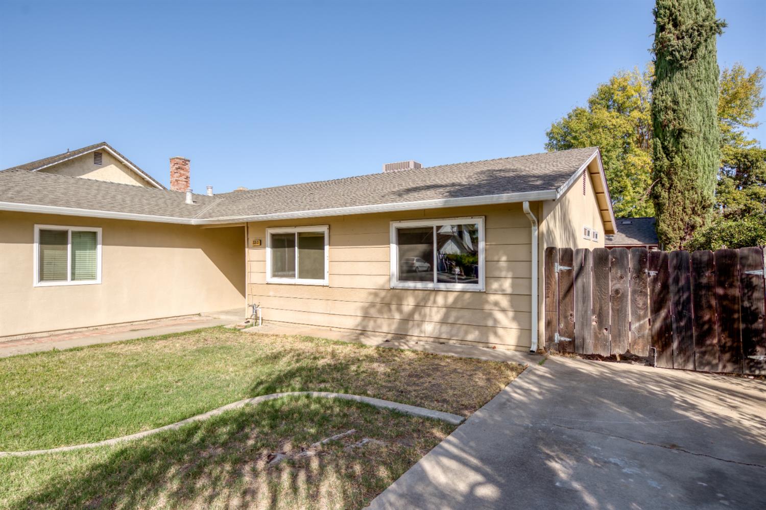 3313 Mesquite Way