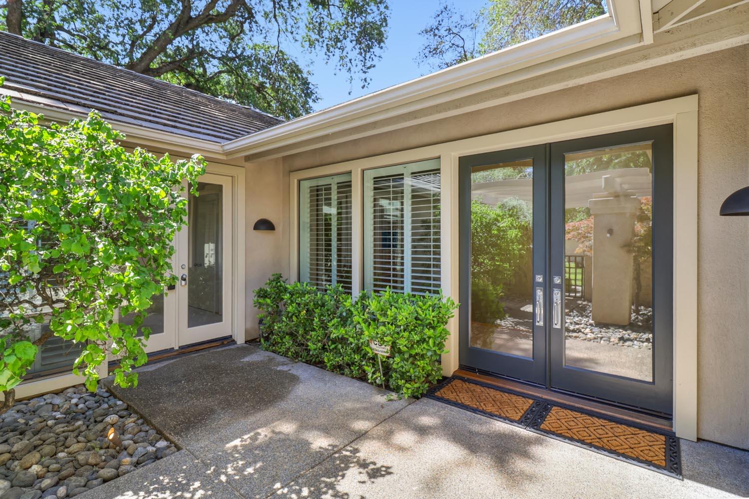 11225 Crocker Grove Lane