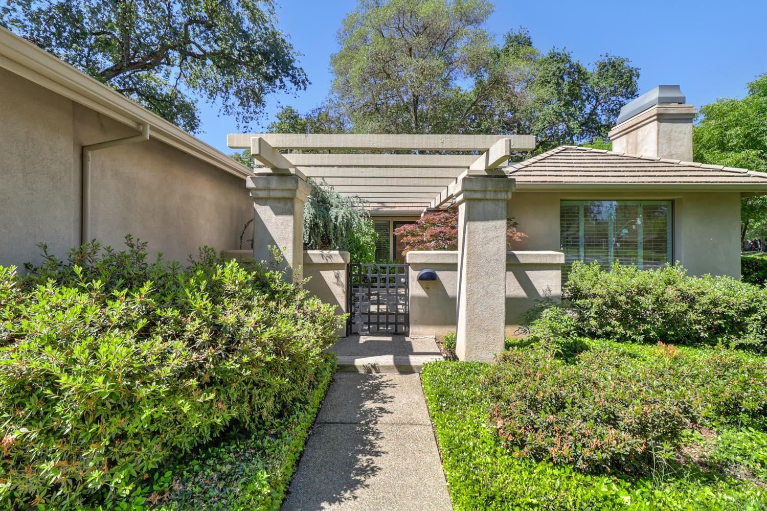 11225 Crocker Grove Lane