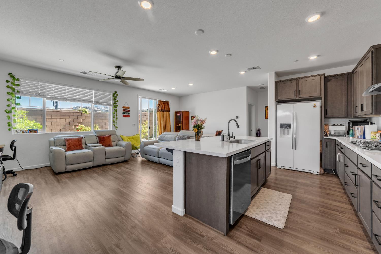 4550 Spring Harvest Drive