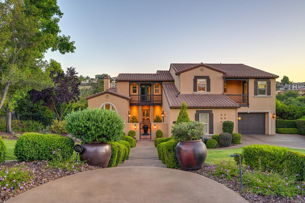 4596 Echo Springs Circle