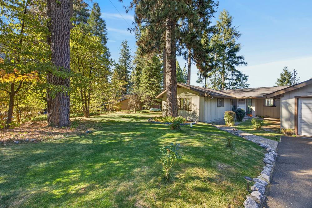 6861 Ridgeway Drive