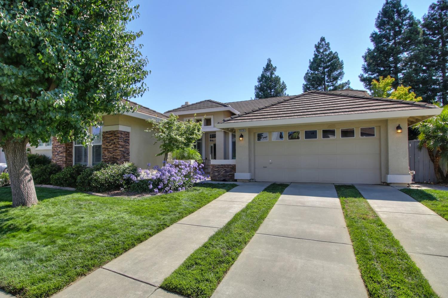 9328 Nestani Way