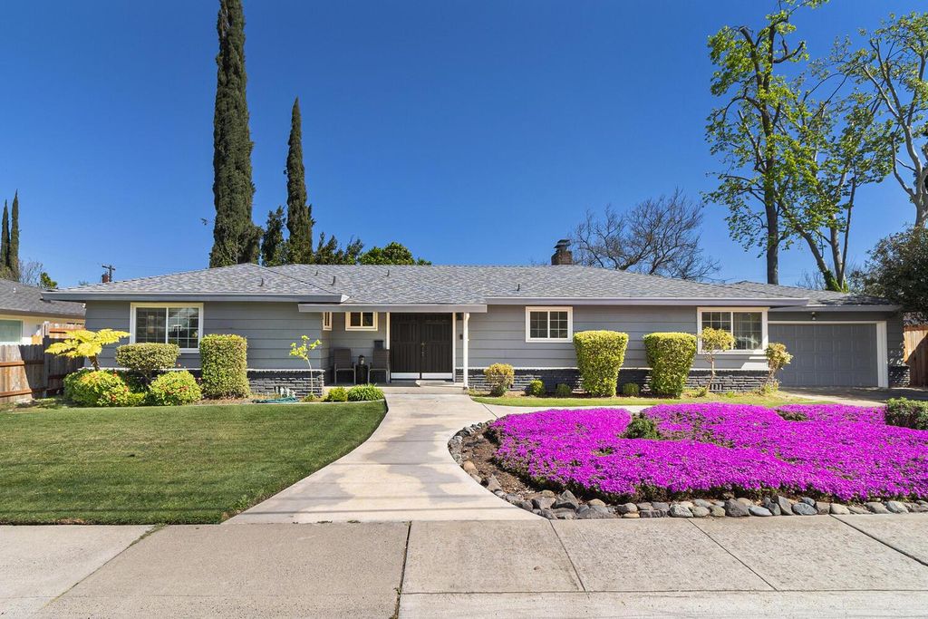 Photo of 2032 Mission Avenue, Carmichael, CA 95608 (MLS # 226032644)