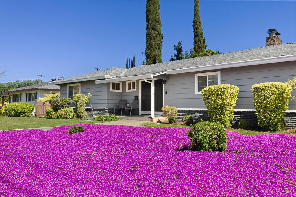 Photo of 2032 Mission Avenue, Carmichael, CA 95608 (MLS # 226032644)