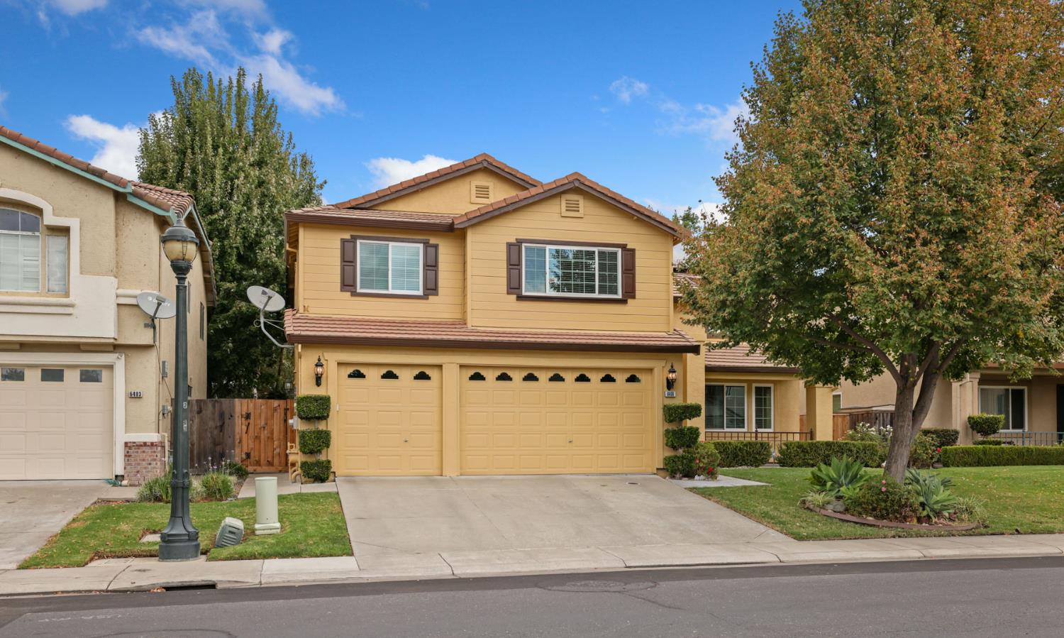 6409 Brook Hollow Circle
