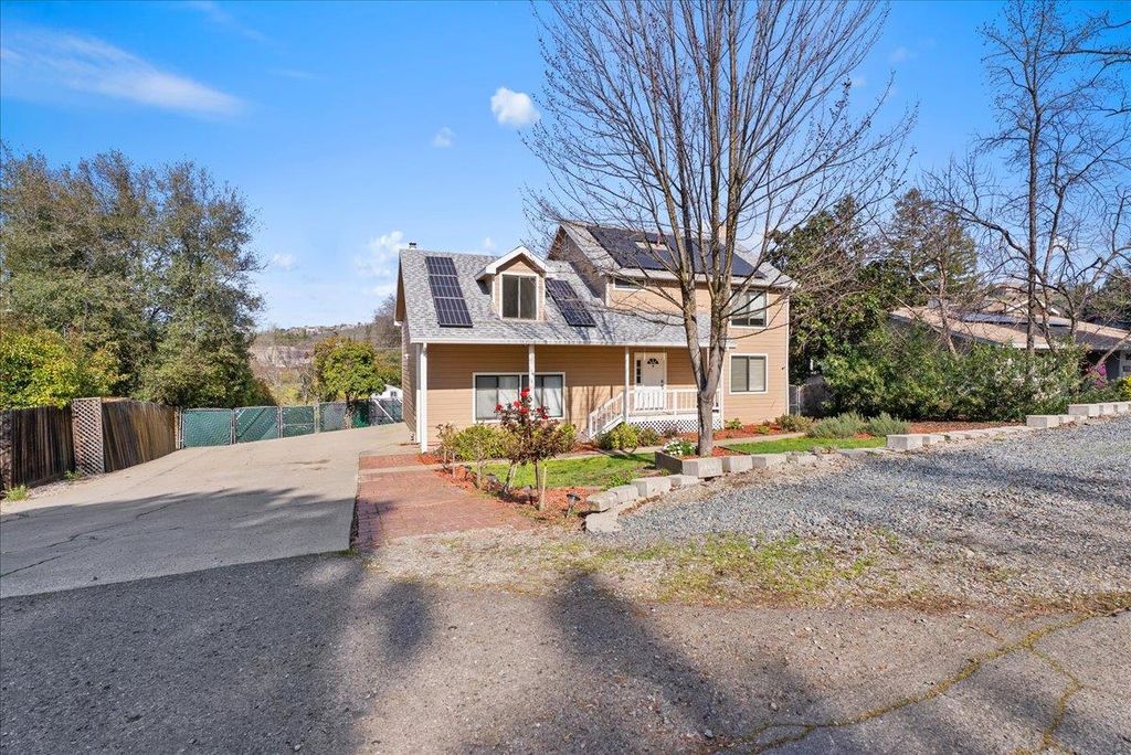 Photo of 2717 Knollwood Drive, Cameron Park, CA 95682 (MLS # 226031893)