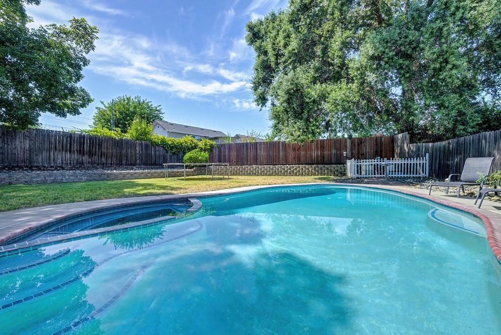 5917 Tupelo Drive