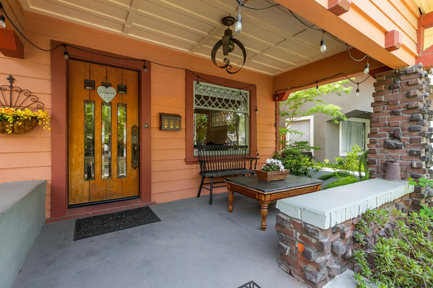 218 Magnolia Avenue
