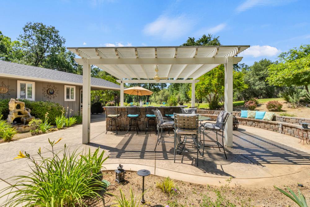 4501 Holiday Lake Drive