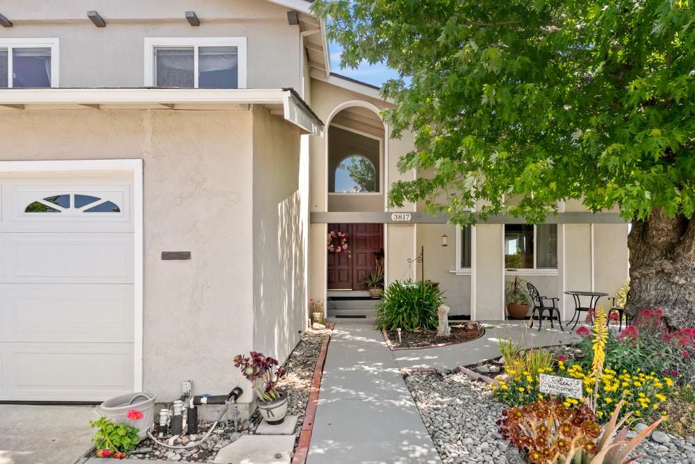 3817 Mammoth Cave Court