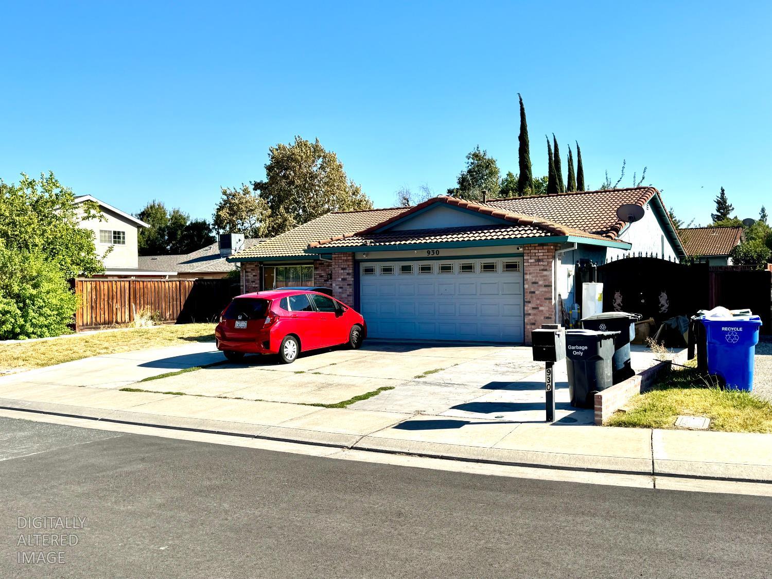 930 Plantation Court