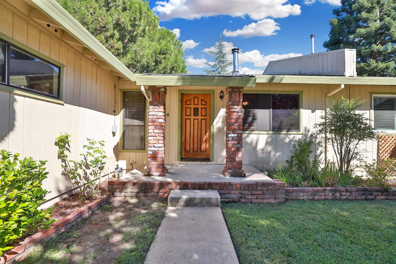3300 Paiute Court