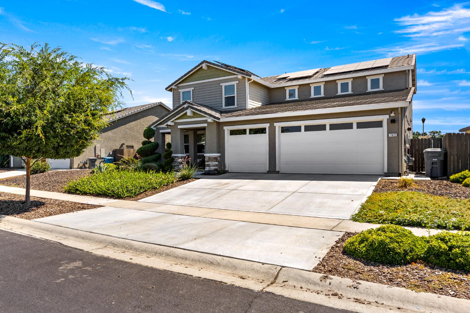 743 Atherton Way