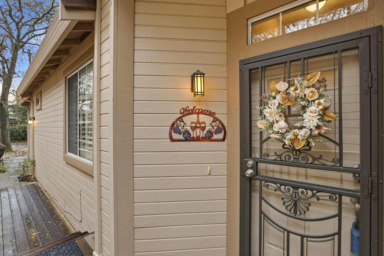 7520 Pheasant Walk Lane