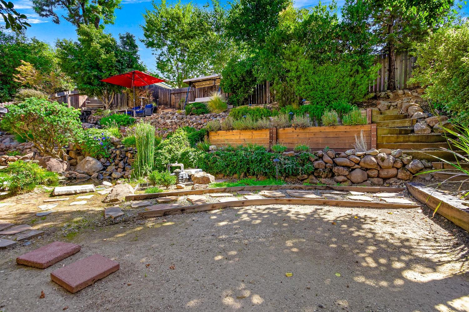 120 Silberhorn Drive