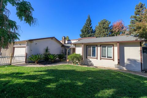 6713 Estelle Avenue Riverbank CA 95367