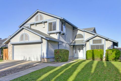 8145 Glen Cove Way, Sacramento, CA 95828 - MLS#: 225042713