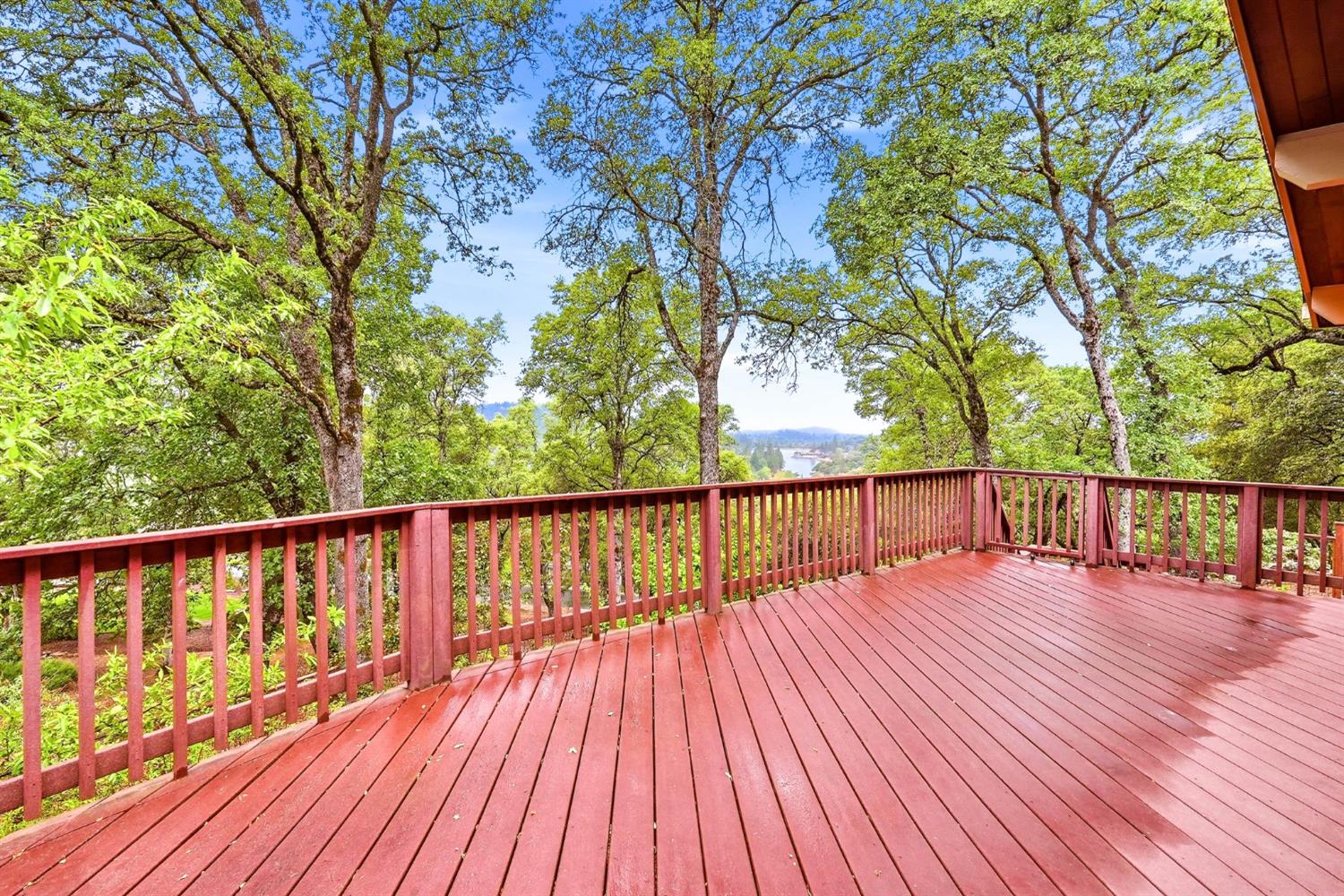 23448 Wayfarer Court