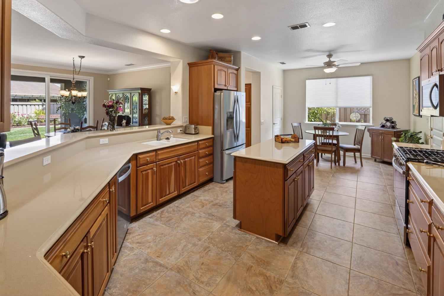 671 Violet Lane