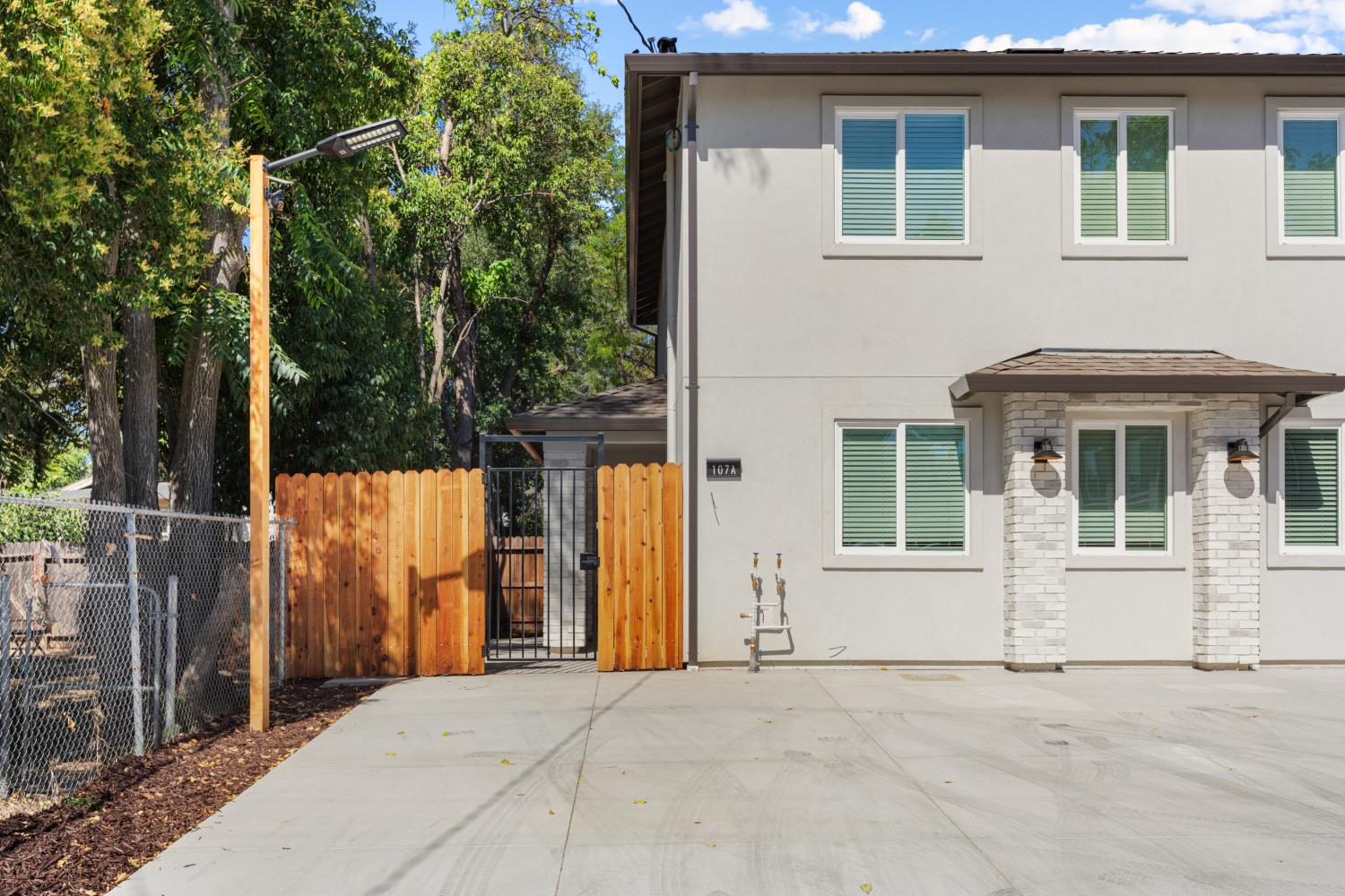 107 B Street