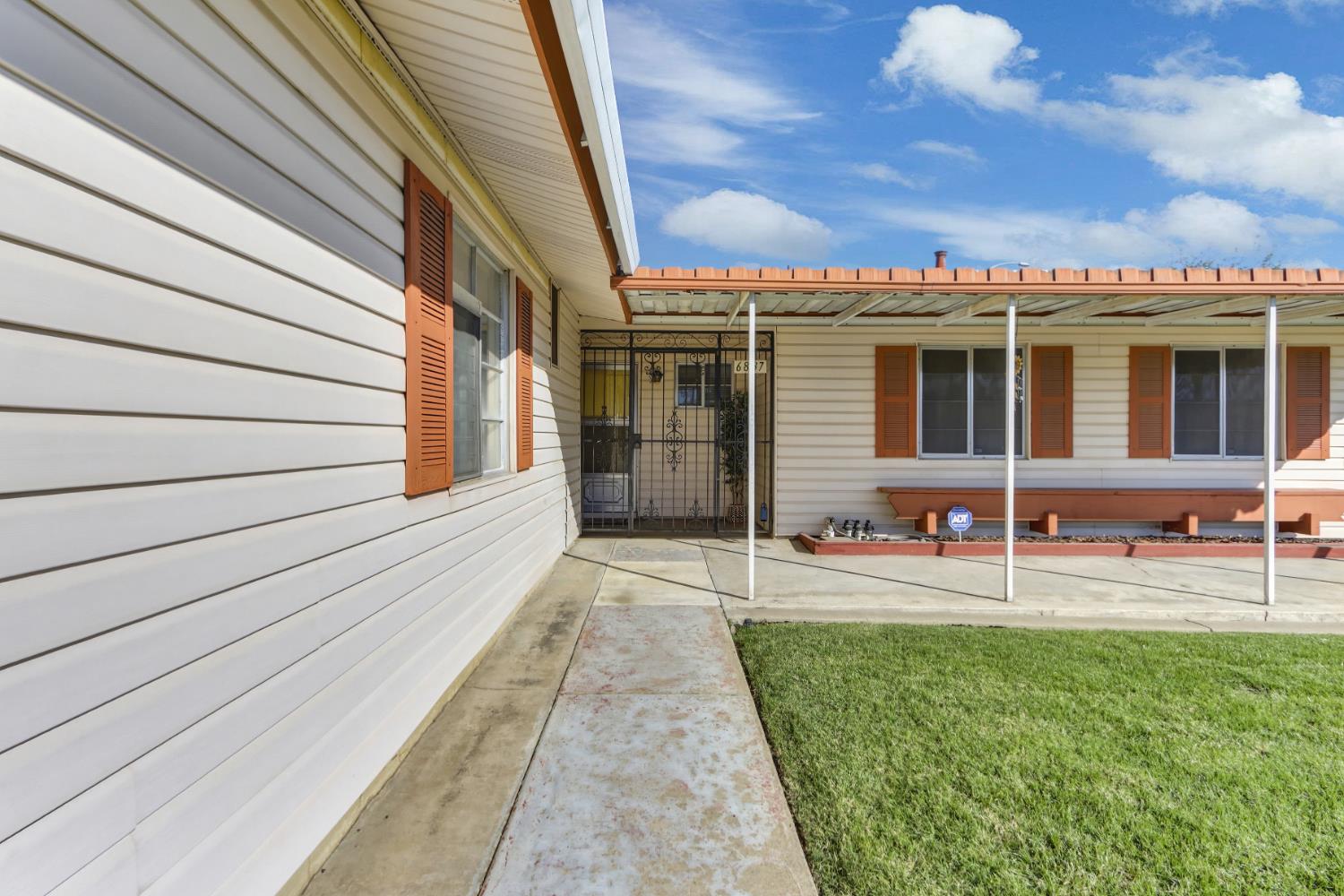 6837 Southwood Way