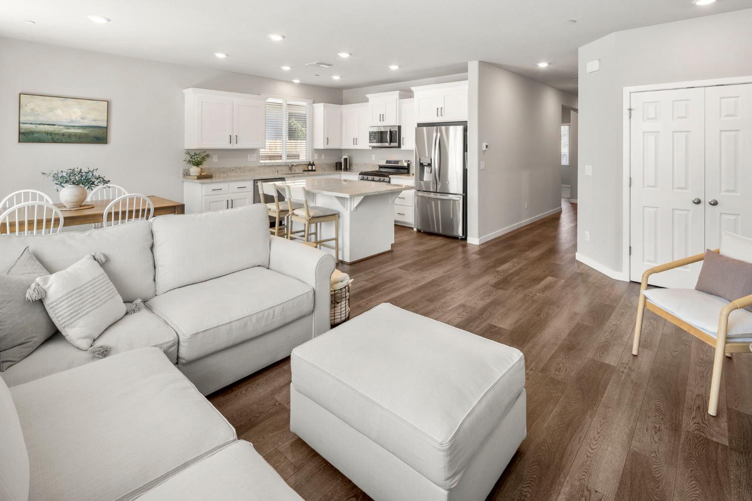 617 Sea Cliff Court