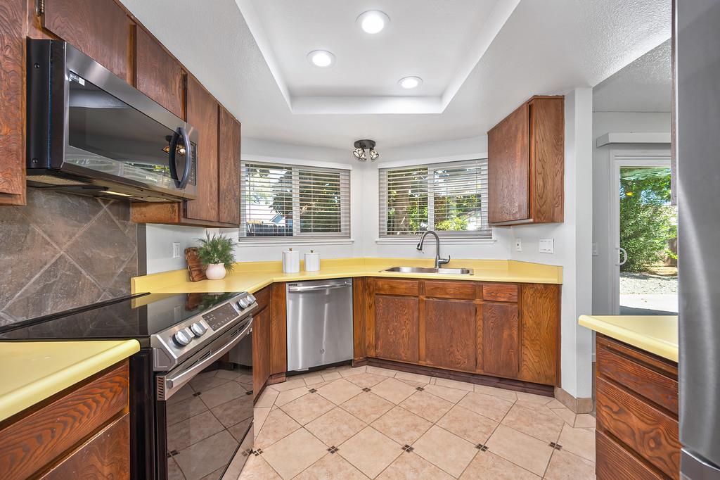 4031 Tallyho Drive