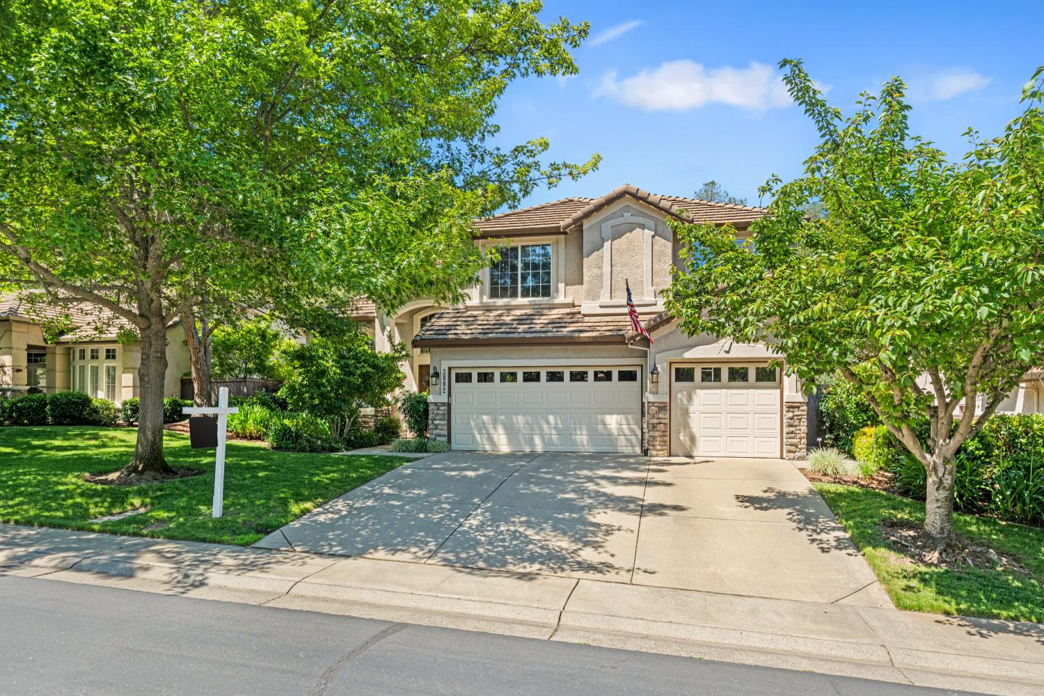 3882 Meadow Wood