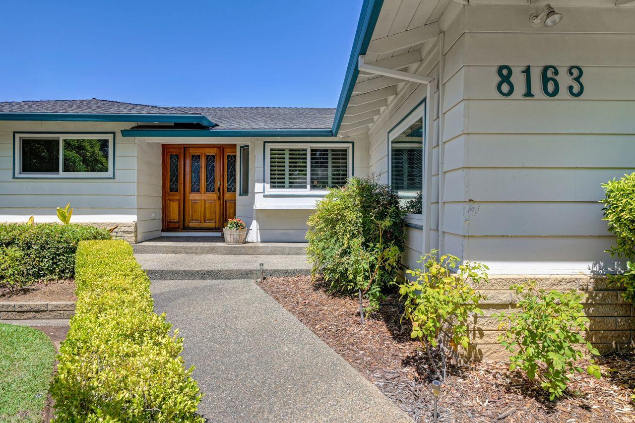 8163 Woodleaf Drive