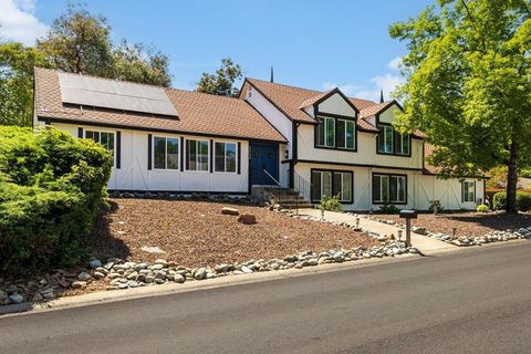 MLS: 225049450